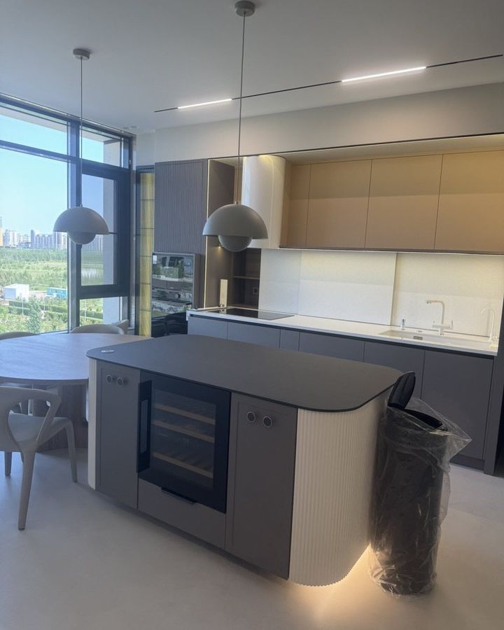 Кухни на заказ в Астане — работа INTERWOOD